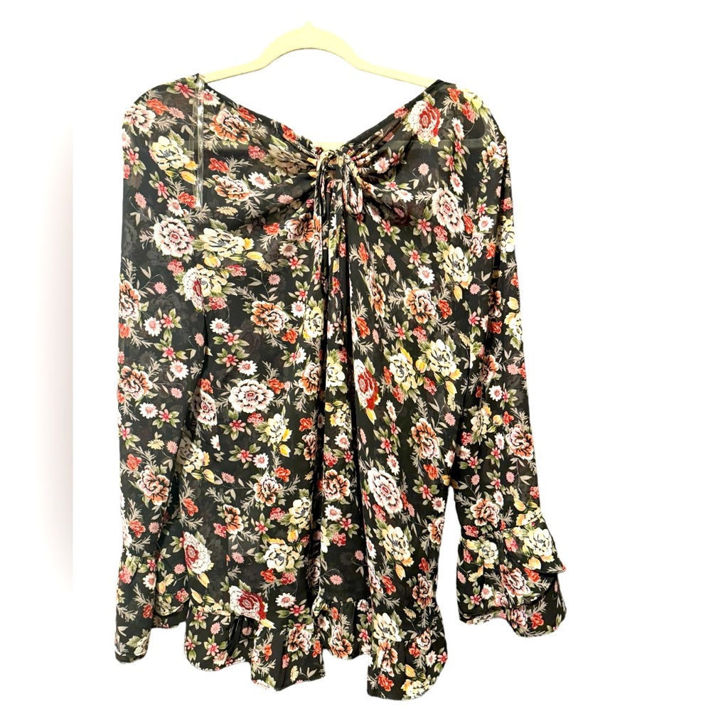 Umgee babydoll black floral top with ruffles size M - Picture 2 of 15